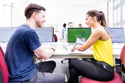 Studierende des Studiengangs E-Commerce der EAH Jena  Sebastian Reuter  EAH Jena