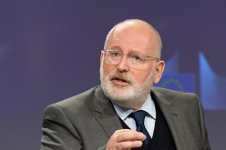 EU-Kommissar Frans Timmermans  Georges Boulougouris