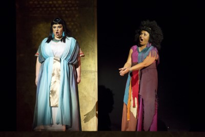 Mali Corbacho als Amneris und Maribel Ortega als Aida