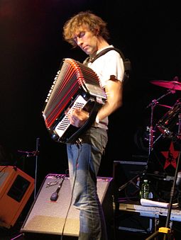 Yann Tiersen am Akkordeon