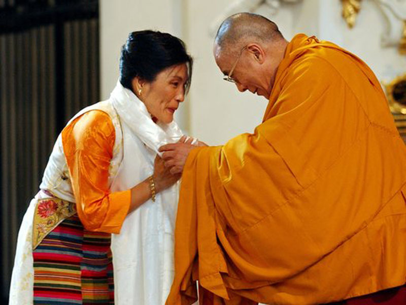 Ein unvergesslicher Moment  Eine Segnung von Seiner Heiligkeit dem Dalai Lama, Kloster Einsiedeln, August 2005