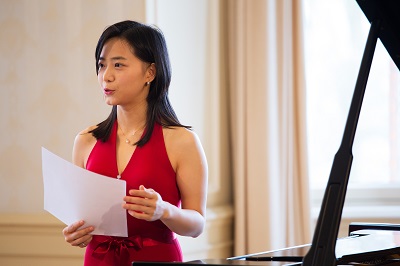 Shih Wei beim erklären der taiwanesischen Komposition