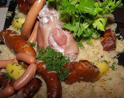 Sauerkraut Delikatessen Kohl Schweinefleisch