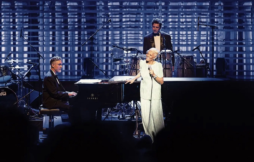 Standing Ovations bei Abschied von Dionne Warwick Foto Manuela Jans