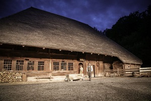 Bauernhaus aus Madiswil, Kulisse der Inszenierung