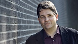 Gastdirigent und Arrangeur Jörg Achim Keller
