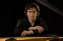 Luca Toncian, Klavier