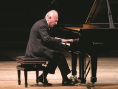 Altmeister Maurizio Pollini