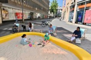 Eröffnung temporärer Spiel- und Aufenthaltsflächen in der Bochumer Innenstadt