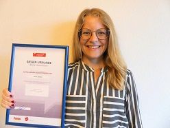 empirische Strukturgleichungsanalyse über den Einfluss der Glaubwürdigkeit von Podcastern“, betreut durch Prof. Dr. Andreas Fuchs, ausgezeichnet.  (Foto S. Siehler)