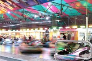 Letzte Kirmes des Jahres steigt in Wattenscheid Fünf Tage Rummelspaß mit vielen Attraktionen