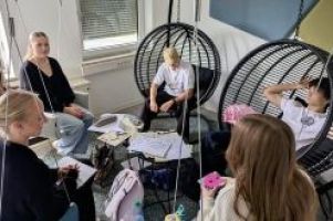 FOS/BOS-Schülerinnen und -Schüler entwickeln spielerisch Ideen für nachhaltige Zukunft