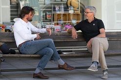 Auf der Science Bench plaudern THD-Wissenschaftler und -Wissenschaftlerinnen mit interessierten Leuten über verschiedene Zukunftsthemen – zuletzt geschehen im vergangenen Juli.  Lukas Haselberger  THD