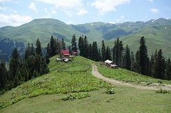 Bachmaro – eine Siedlung im Meschetischen Gebirge im kleinen Kaukasus.  LIB, N. Hein
