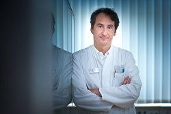 Prof. Dr. med. Bernhard Schwaab, Mitglied des Wisenschatlichen Beirats der Deutschen Herzstiftung, Kardiologe und Reha-Spezialist, Chefarzt der Curschmann-Klinik am Timmendorfer Strand  Foto: Bogdan Kramliczek  DHS