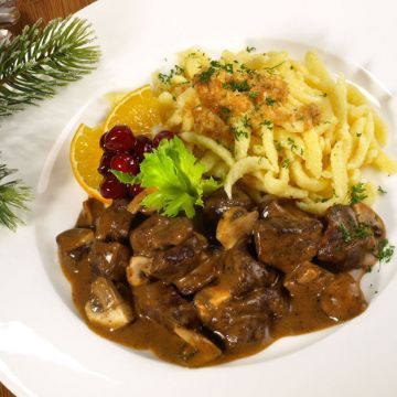 Rehpfeffer mit Schupfnudeln