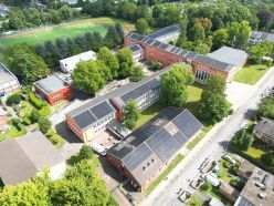 Dächer der Heinrich-Böll-Gesamtschule. Quelle: Stadtwerke Bochum