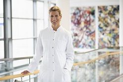 Prof. Dr. Vera von Dossow, Direktorin des Instituts für Anästhesiologie und Schmerztherapie am HDZ NRW, Bad Oeynhausen.  Peter Hübbe