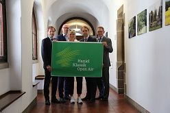 Haniel-Vorstand zu Gast im Rathaus: Thomas Schmidt, OB Sören Link, Jutta Stolle, Florian Fink und Stephan Gemkow Fotocredit: Malte Werning, Stadt Duisburg