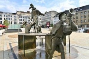 Bochum Fortschritte auf dem Husemannplatz – Wasserspiele laufen