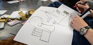 ENavi-Nachwuchsforschende betrachten die gesamtgesellschaftlichen Aufgaben der Energiewende.  Foto: ©IASS; P. Chiussi.