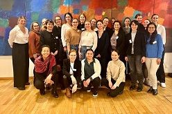 Herzchirurgisches Training, wissenschaftliche Vorträge, Coaching und Networking standen im Fokus des dritten Workshops „Frauen trainieren Frauen“. Das Resümee der Teilnehmerinnen: Ein voller Erfolg und ein wertschätzendes, unterstützendes Miteinander.  DGTHG/Regina Iglauer-Sander