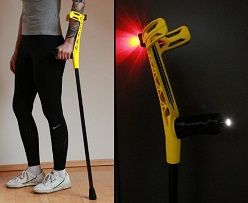 Testperson mit Prototyp (links), Beleuchtungsfunktionen (rechts)  Verena Selmaier