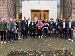 Das Team des Projekts EDNA möchte gemeinsam Prozesse digitalisieren und nachhaltige Lösungen für Produktion und Logistik aufzeigen. Krone