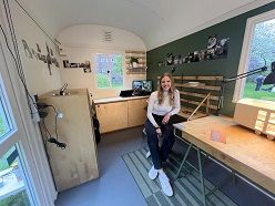 Die Innengestaltung und der Ausbau des mobilen Nachhaltigkeitsbüros „Soffi“ ist der praktische Teil der Bachelor-Arbeit von Marie Gowert.  Tilman Abegg  Fachhochschule Dortmund