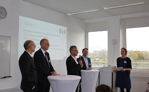Podiumsdiskussion zum Thema Transfer/Kooperationen  HWG LU