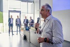 Prof. Dr. Michael Müßig von der Fakultät Informatik und Wirtschaftsinformatik an der Technischen Hochschule Würzburg-Schweinfurt  xtrakt media/Jonathan Ziegler